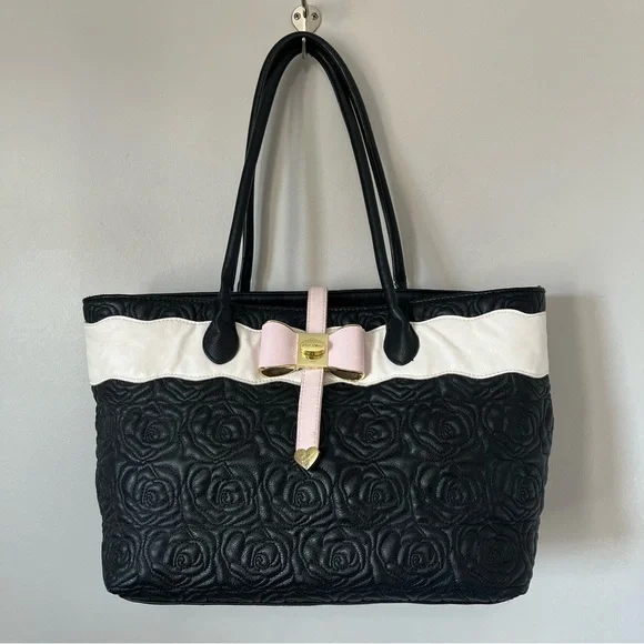 Betsey Johnson Black Quilted Rose Shoulder Tote Bag Black White Pink Bow Large - Picture 3 of 13